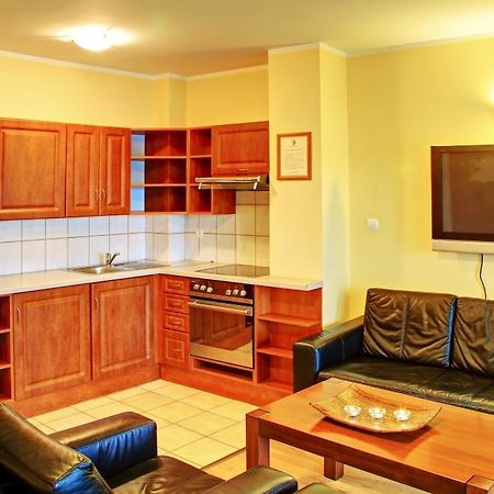 Apartamenty & Restauracja Janus Ełk Dış mekan fotoğraf