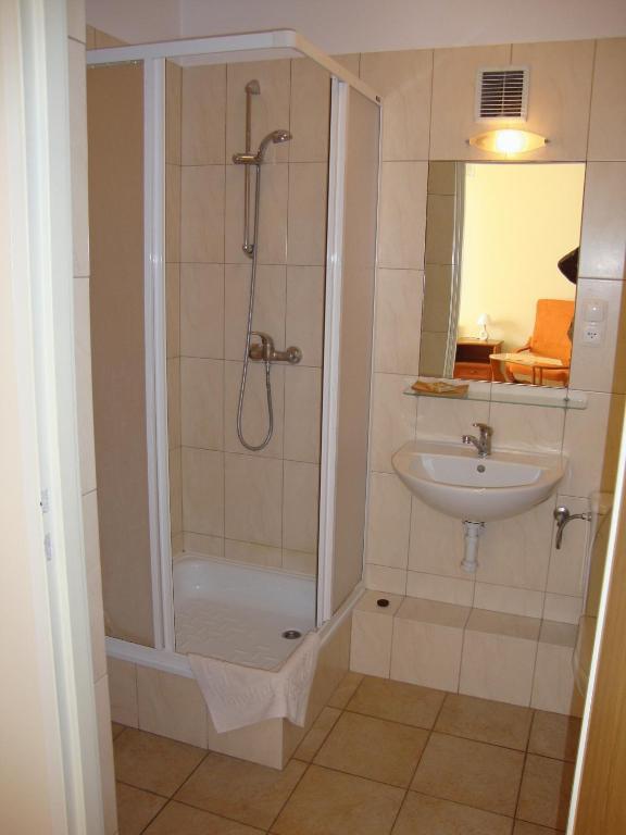 Apartamenty & Restauracja Janus Ełk Dış mekan fotoğraf